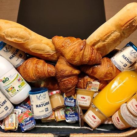 Gite "La Bulle De Lena" Avec Petit-Dejeuner Garage Et Parking Flavigny المظهر الخارجي الصورة