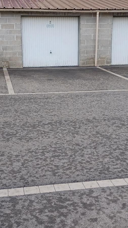 Gite "La Bulle De Lena" Avec Petit-Dejeuner Garage Et Parking Flavigny المظهر الخارجي الصورة